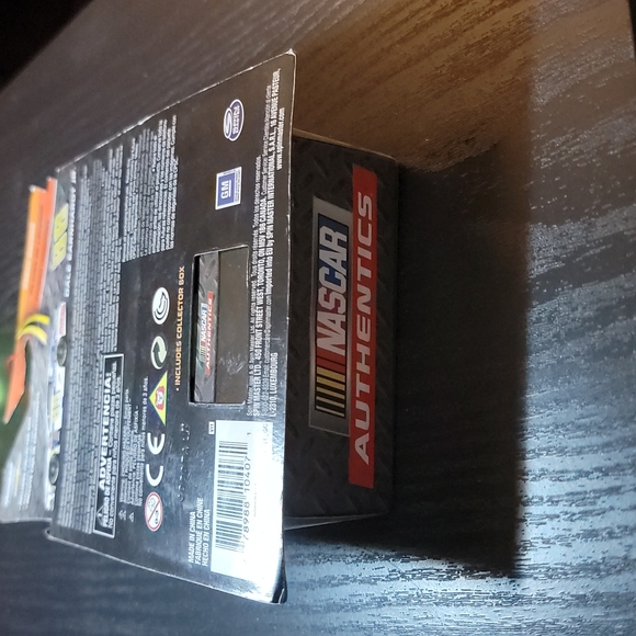 Nascar Authentics Great Racers Dale Earnhart Jr. 88 Authentic - Picture 11 of 12